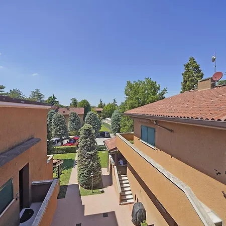 Apartament Holiday Punta Gro *