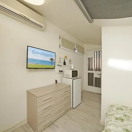 Punta Gro Διαμέρισμα Σιρμιόνε